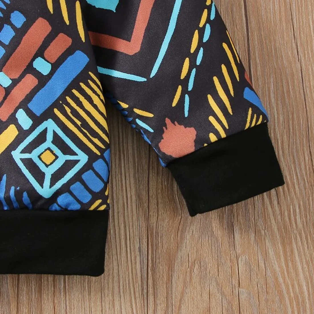 Baby Set Black Graphic Print & Cami T-shirt & Pant.